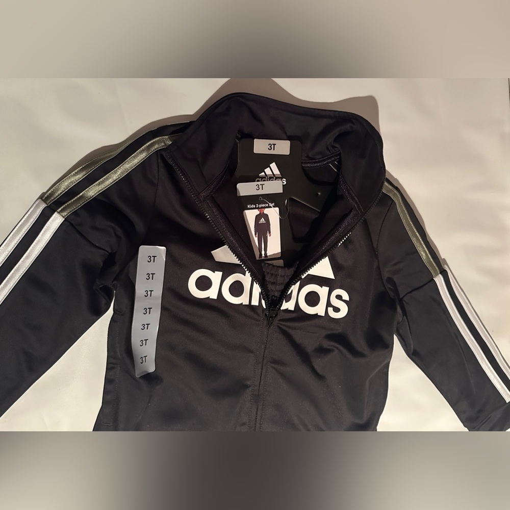 NWT ADIDAS Track Suit Toddler Size 3